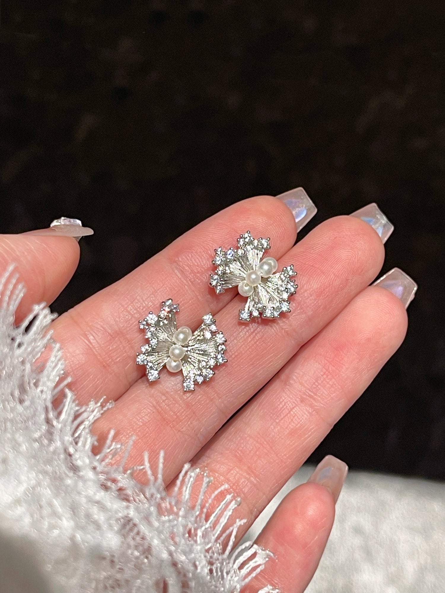 Bow Pearl Earrings - 3