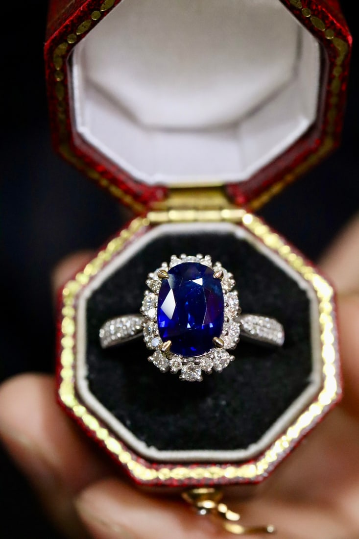 18K Natural Blue Sapphire Ring: 18K Gold Set with Natural Blue Sapphire Ring Main Stone 2.23ct, Diamonds 0.504ct, Gold Weight 3.074g Sri Lankan Royal Blue Finger Reserve: $7,000.00 Shipping:Domestic: Shipping rates are determined