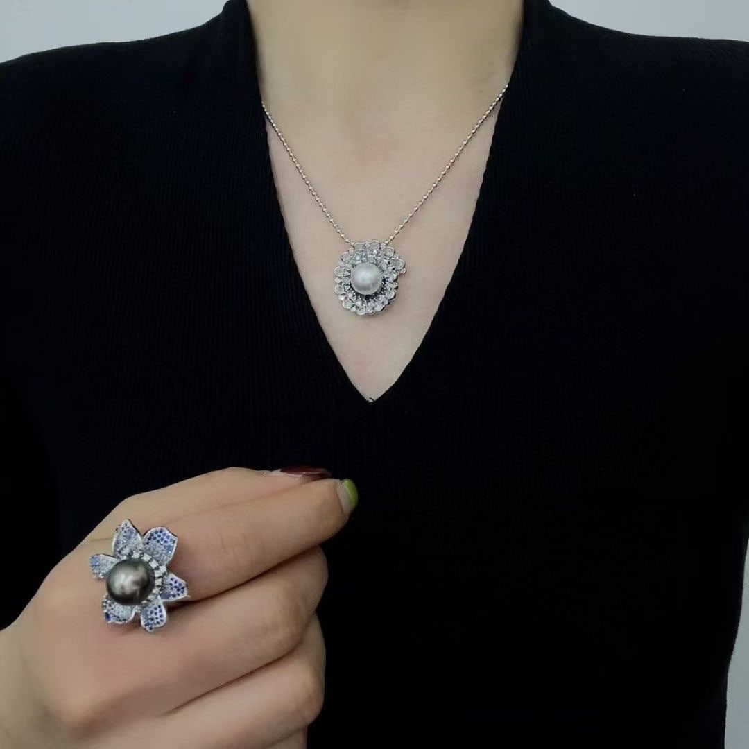 Sterling Silver Pearl Pendant - 7