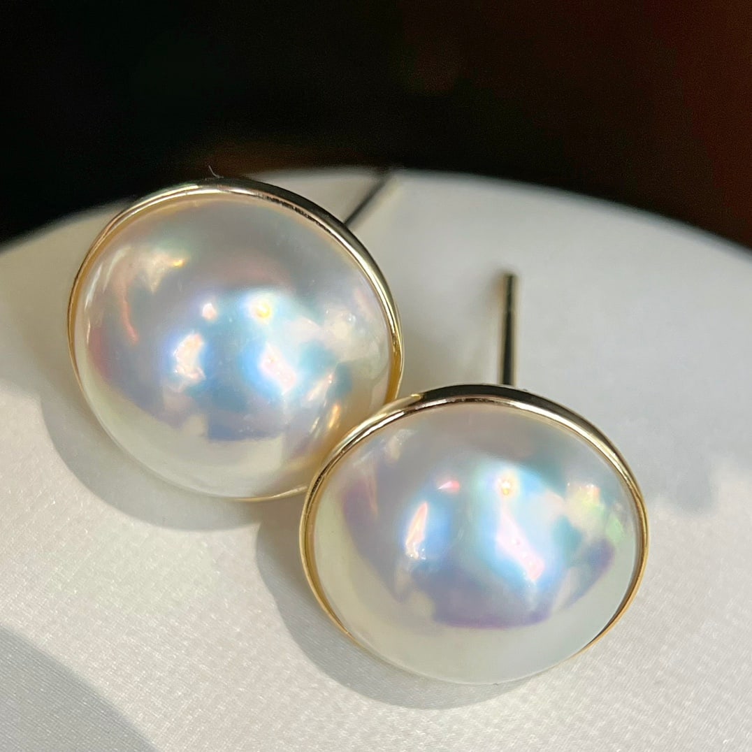 18K Gold Plated Pearl Mabe Stud Earrings (1 of 4)