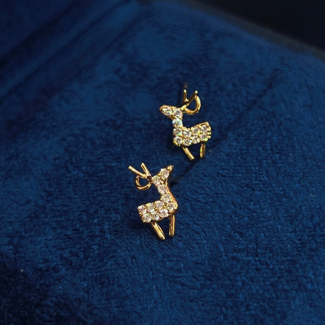 18K Gold Deer Stud Earrings - 3