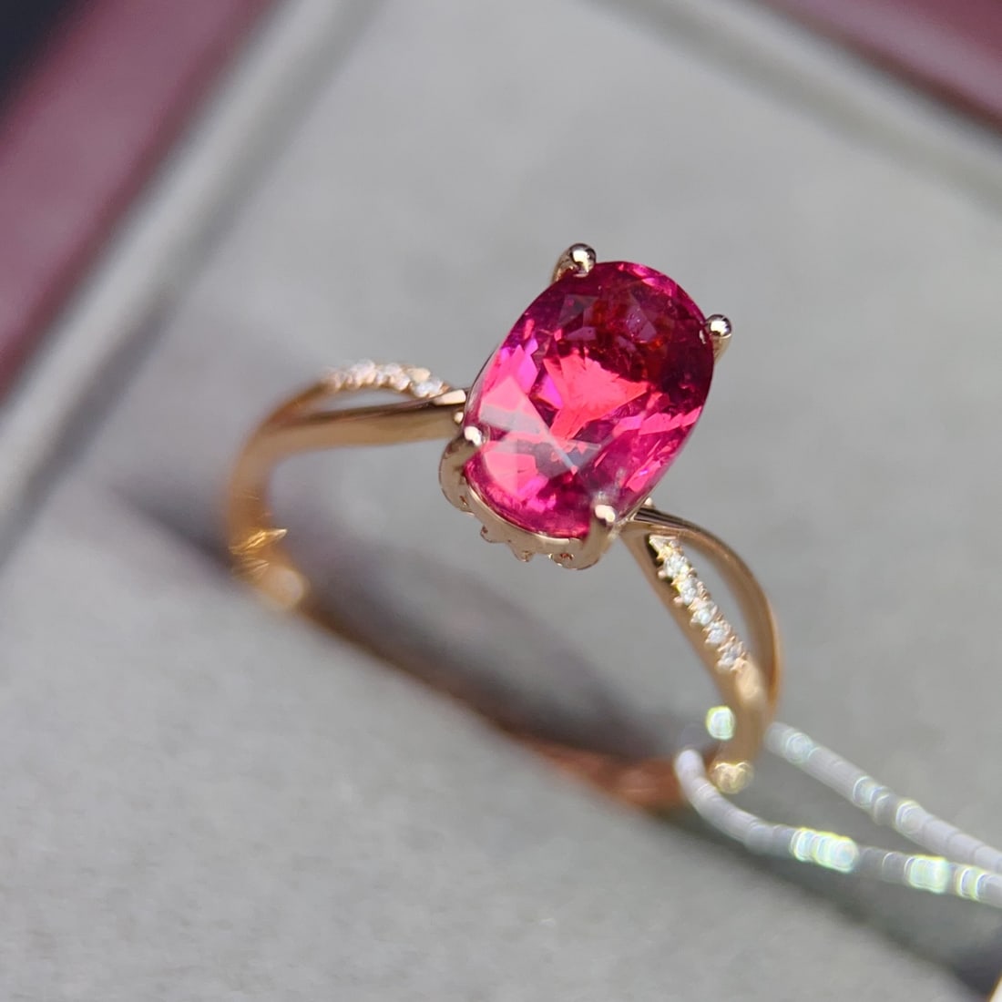 18k gold ring with diamond and tourmaline inlay - 3