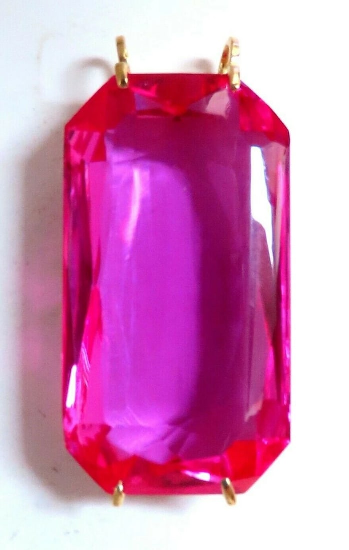 156ct GIA Certified Lab Pink Sapphire necklace 14kt **: Title: 156ct GIA Certified Lab Pink Sapphire necklace 14kt ** Description: MAGNIFICENT JEWELS 156.14ct. Lab Created Sapphire Pendant Deep Pink Color clean clarity & transparent Brilliant Cushion cut 1