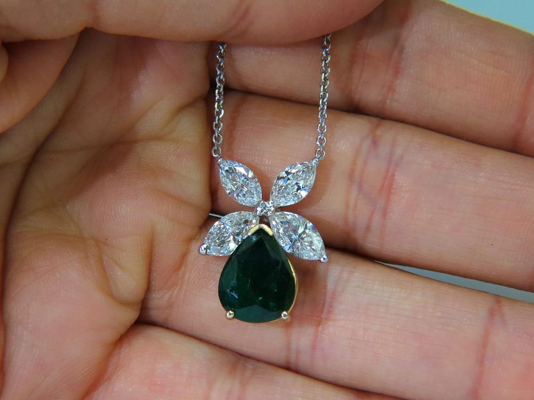 8.31CT NATURAL DIAMOND EMERALD PENDANT STAR 14kt Gold ** - 8