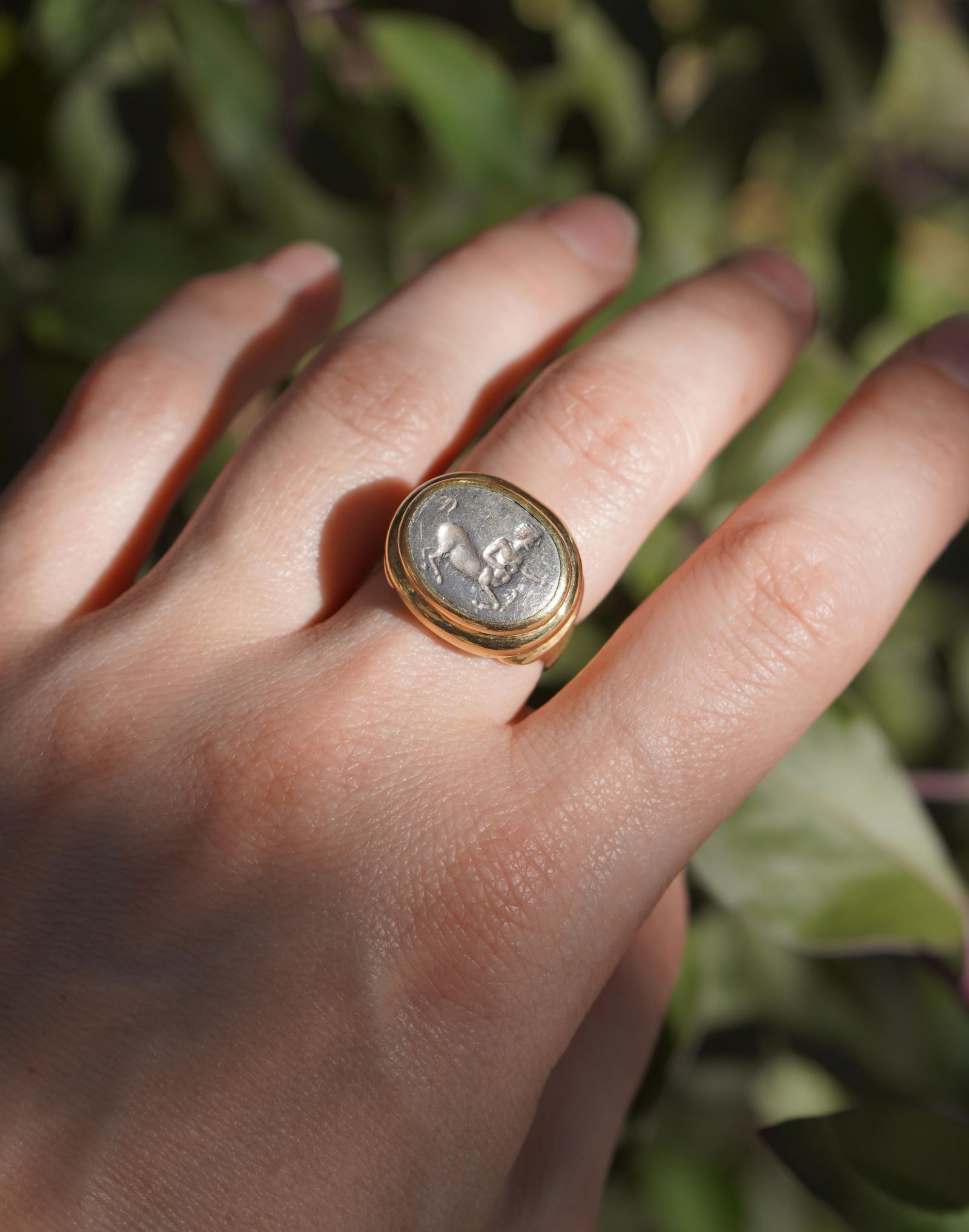 Vintage Bvlgari 18k Gold Ancient Silver Magna Grecia Centaur Ring - 9