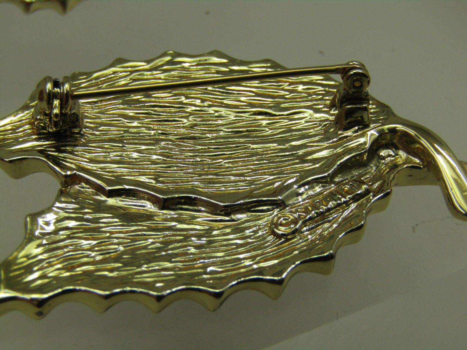 Vintage Woodgrain Double Leaf Brooch & Clip Earrings, 1960's, Sarah Coventry - 5