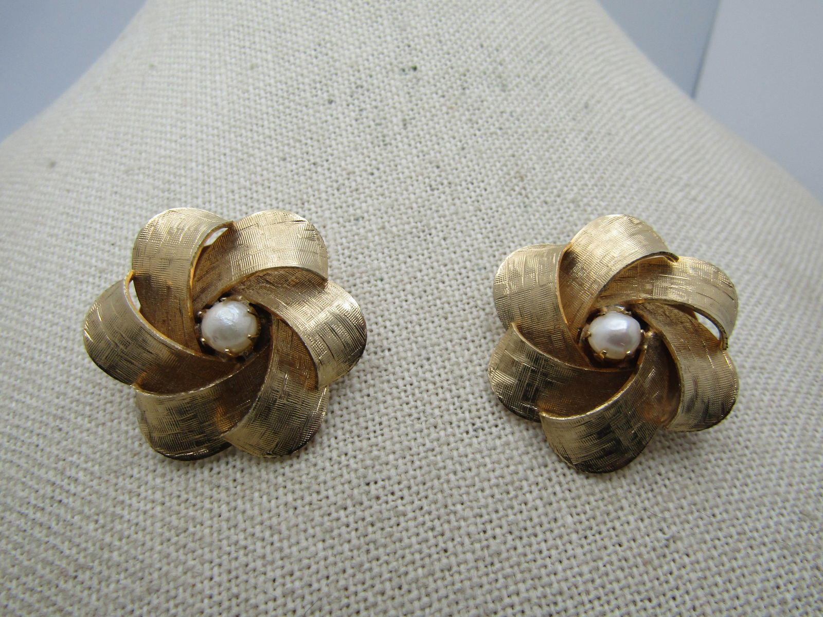 Vintage Faux Pearl Spiral Clip Earrings, 1960's-1970's (1 of 4)