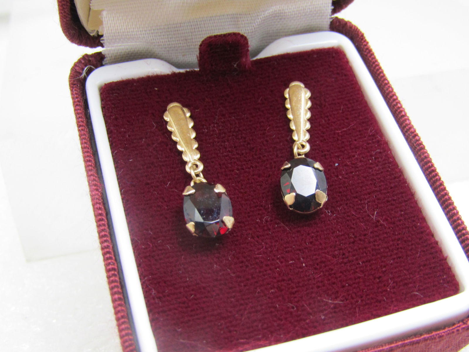 Vintage 14kt Garnet Drop Earrings, 7/8" Long, APpx. 2 TCW (1 of 6)