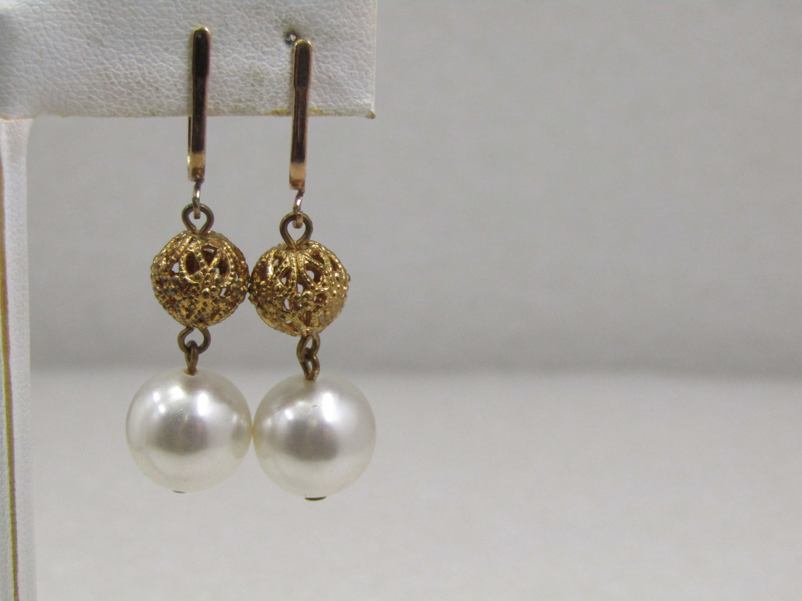 Vintage Filigree Pearl Dangle Earrings, Screwback, 1960's (1 of 5)