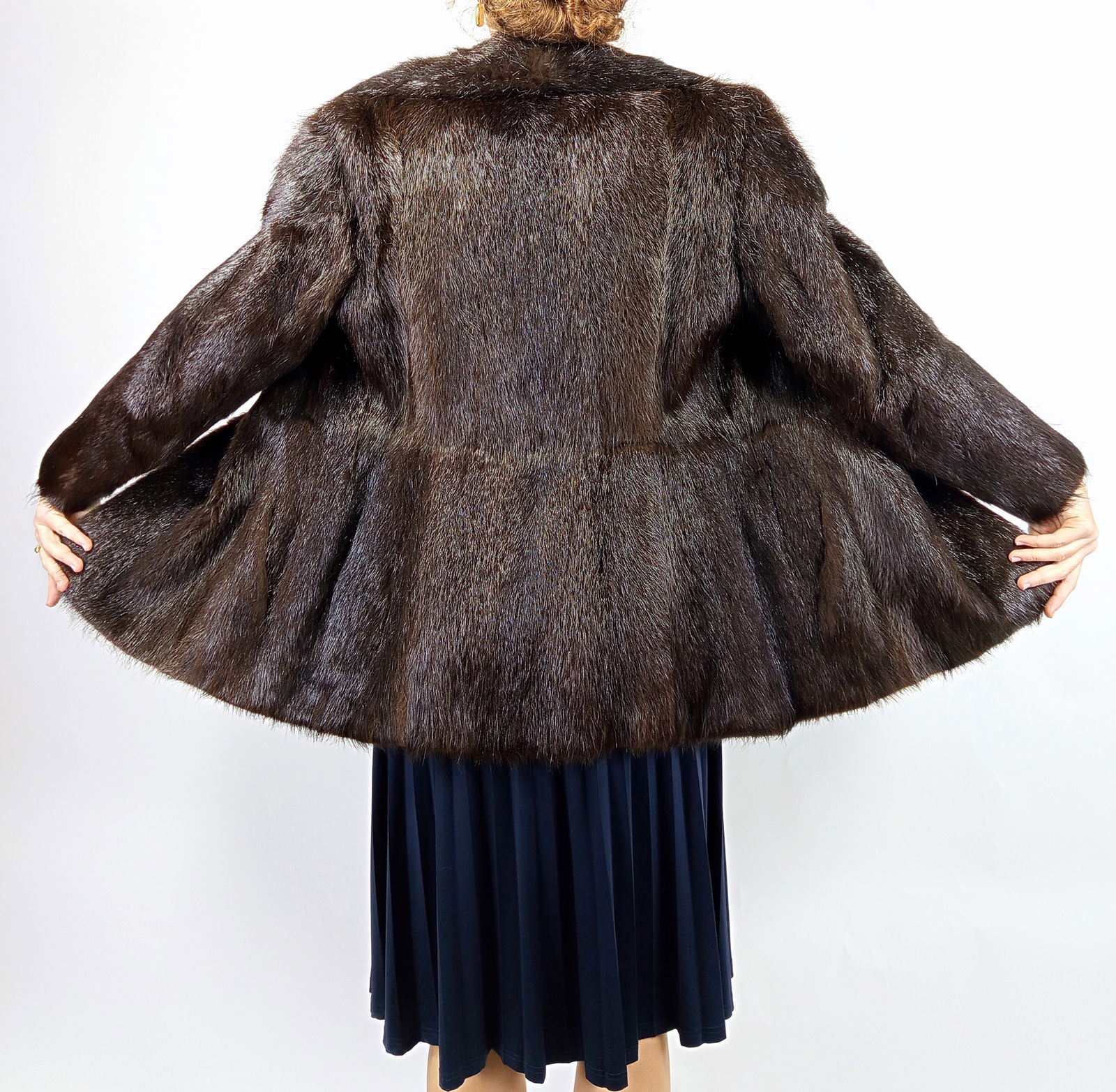 BROWN BEAVER FUR JACKET EU: M ; US: 12 - 5