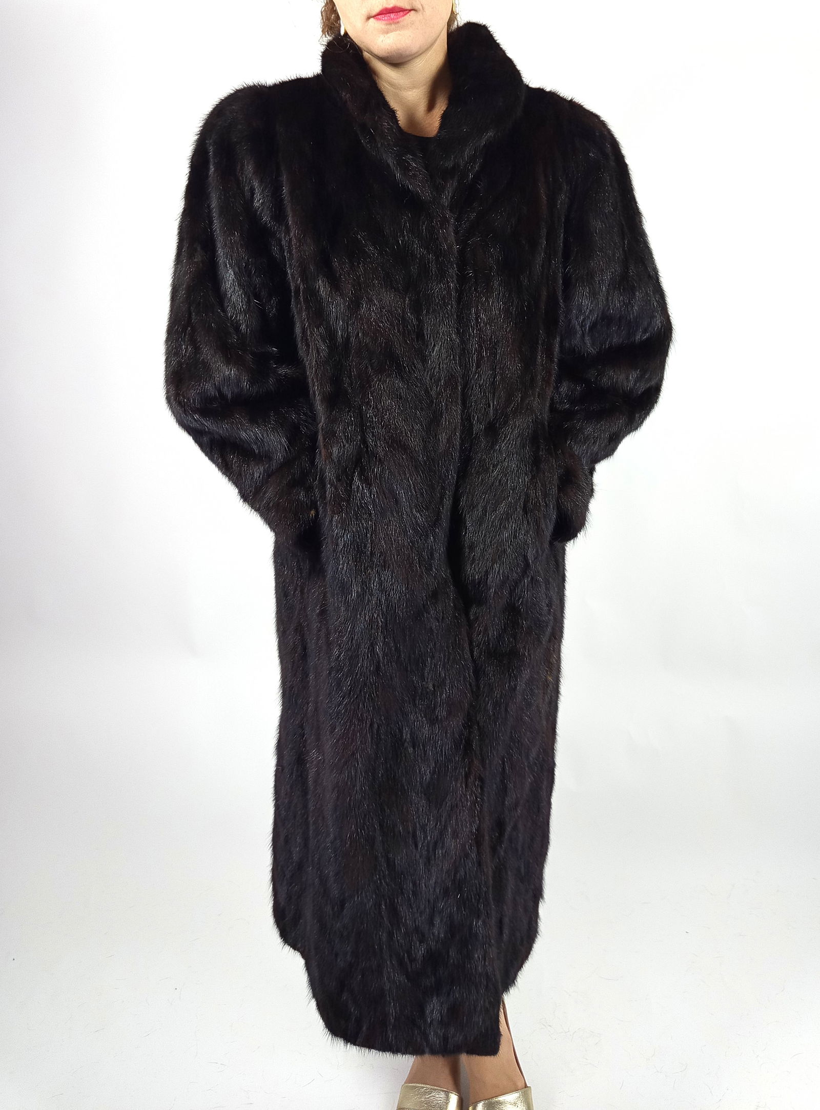 BLACK MINK FUR COAT EU: XL ; US: 20 - 9