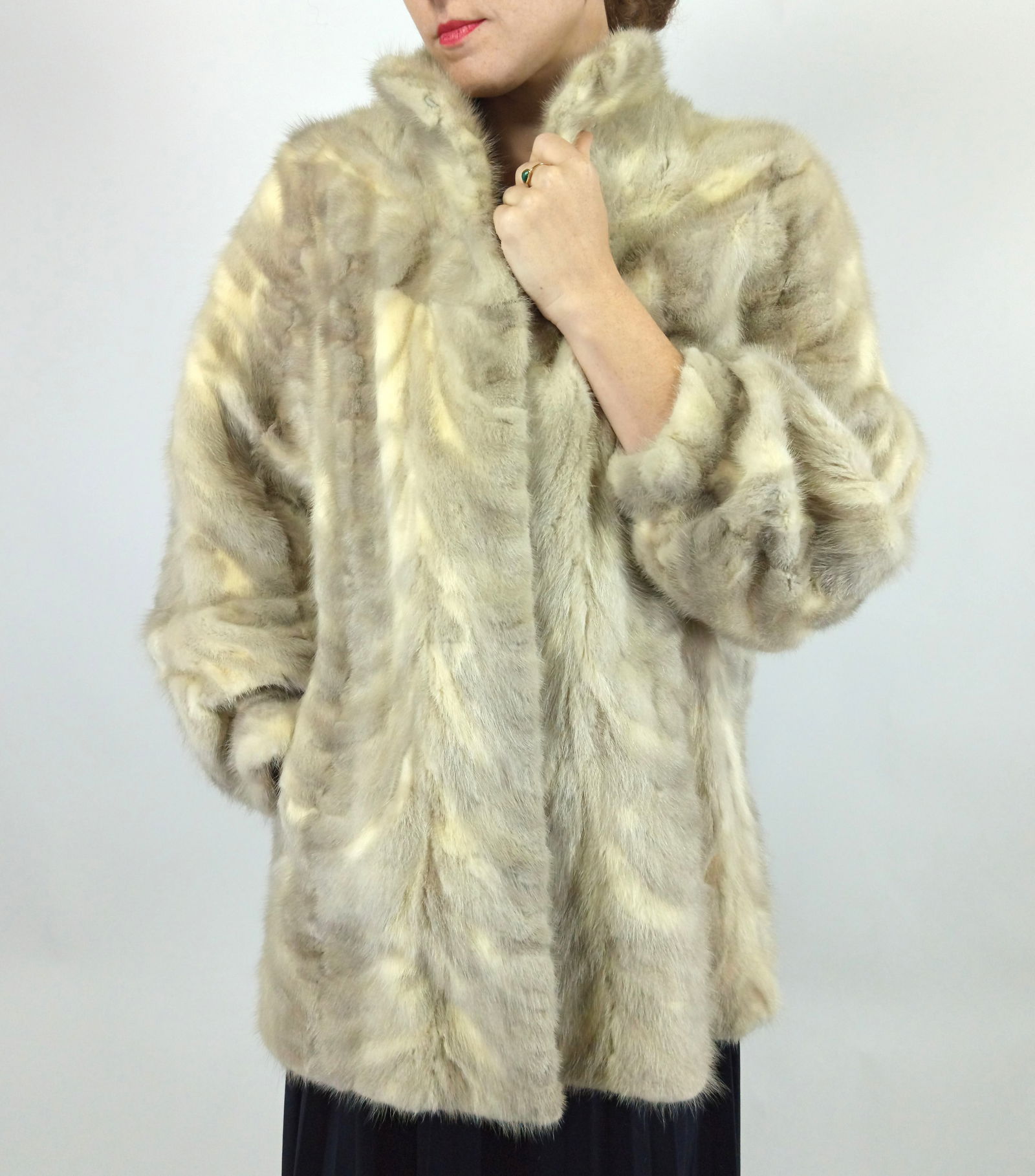 WHITE & PLATINUM MINK FUR JACKET EU: XL ; US: 20 - 2
