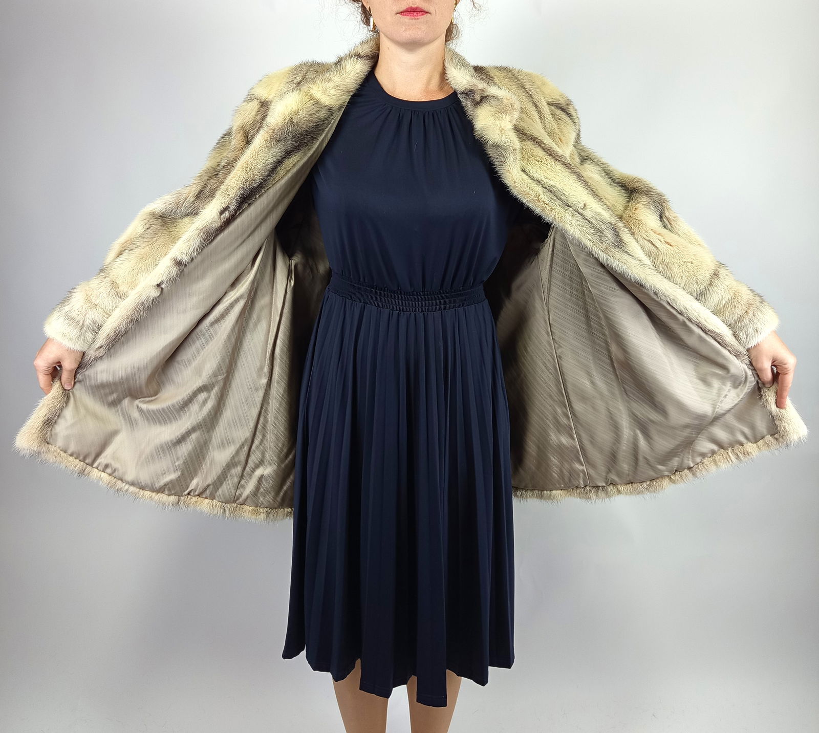 BLACK CROSS MINK FUR JACKET EU: XL ; US: 20 - 9