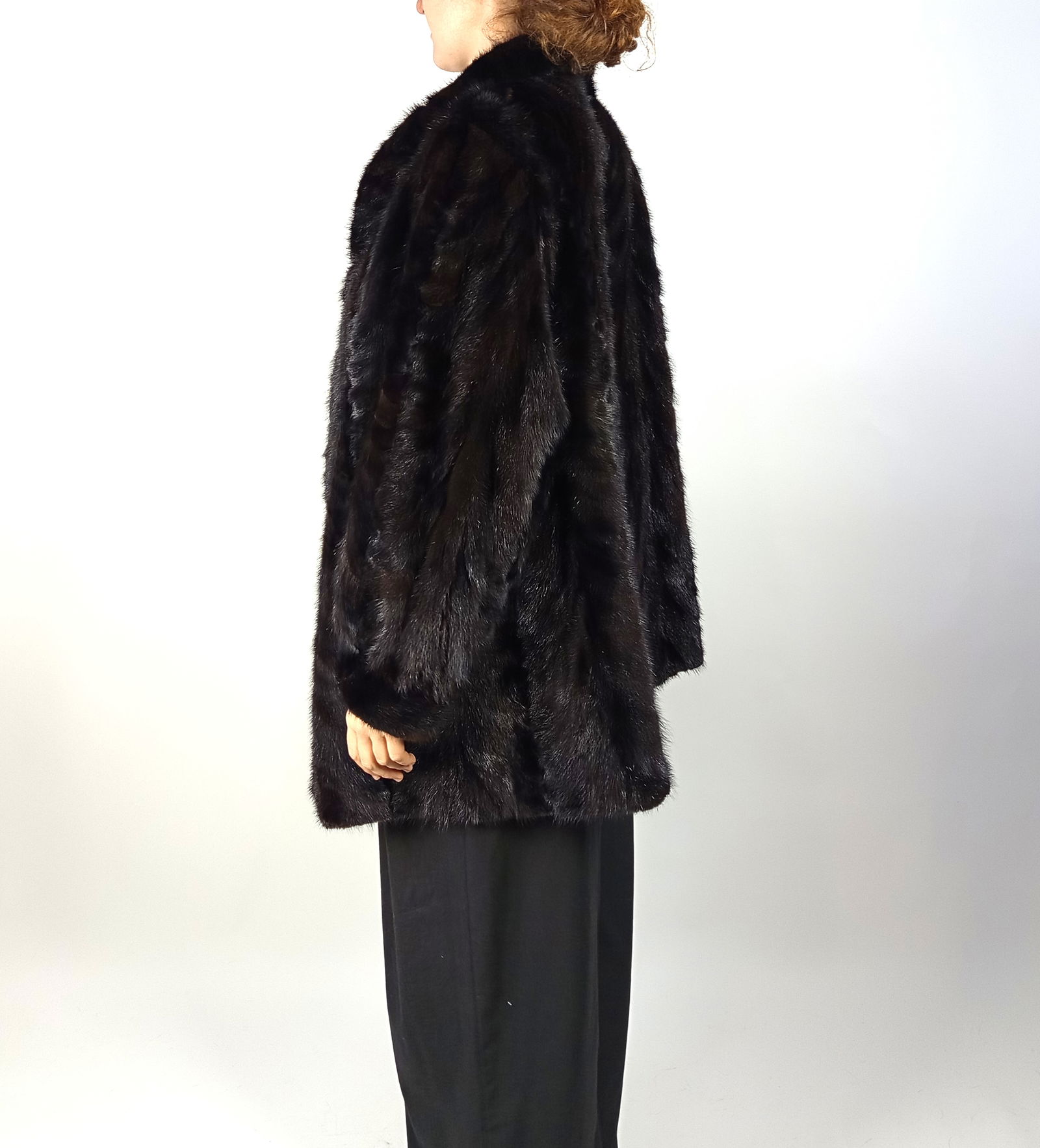 MAHOGANY MINK SHORT COAT EU: XXL - US:24 - 4
