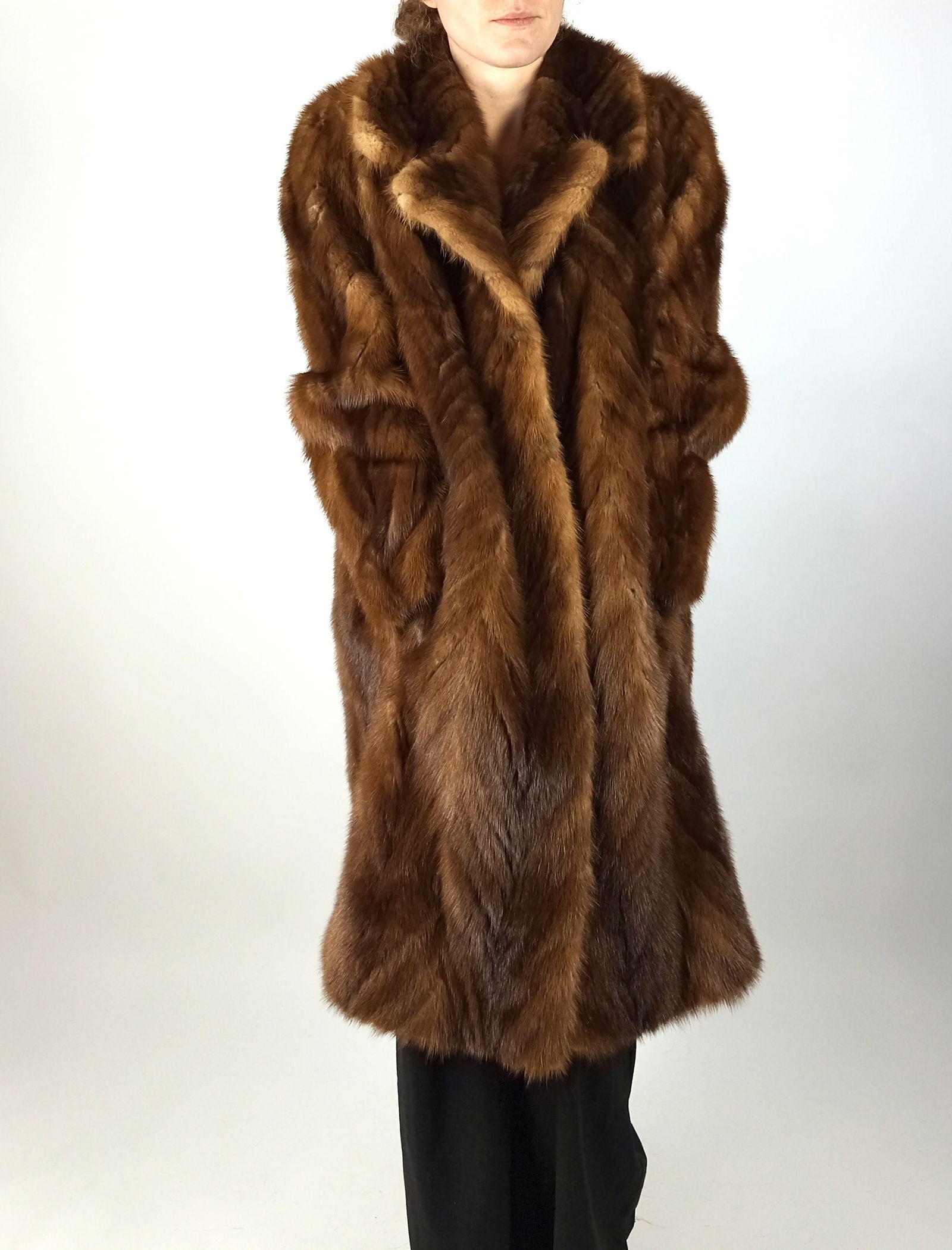 BROWN MINK FUR COAT EU: XL - US:20 - 2