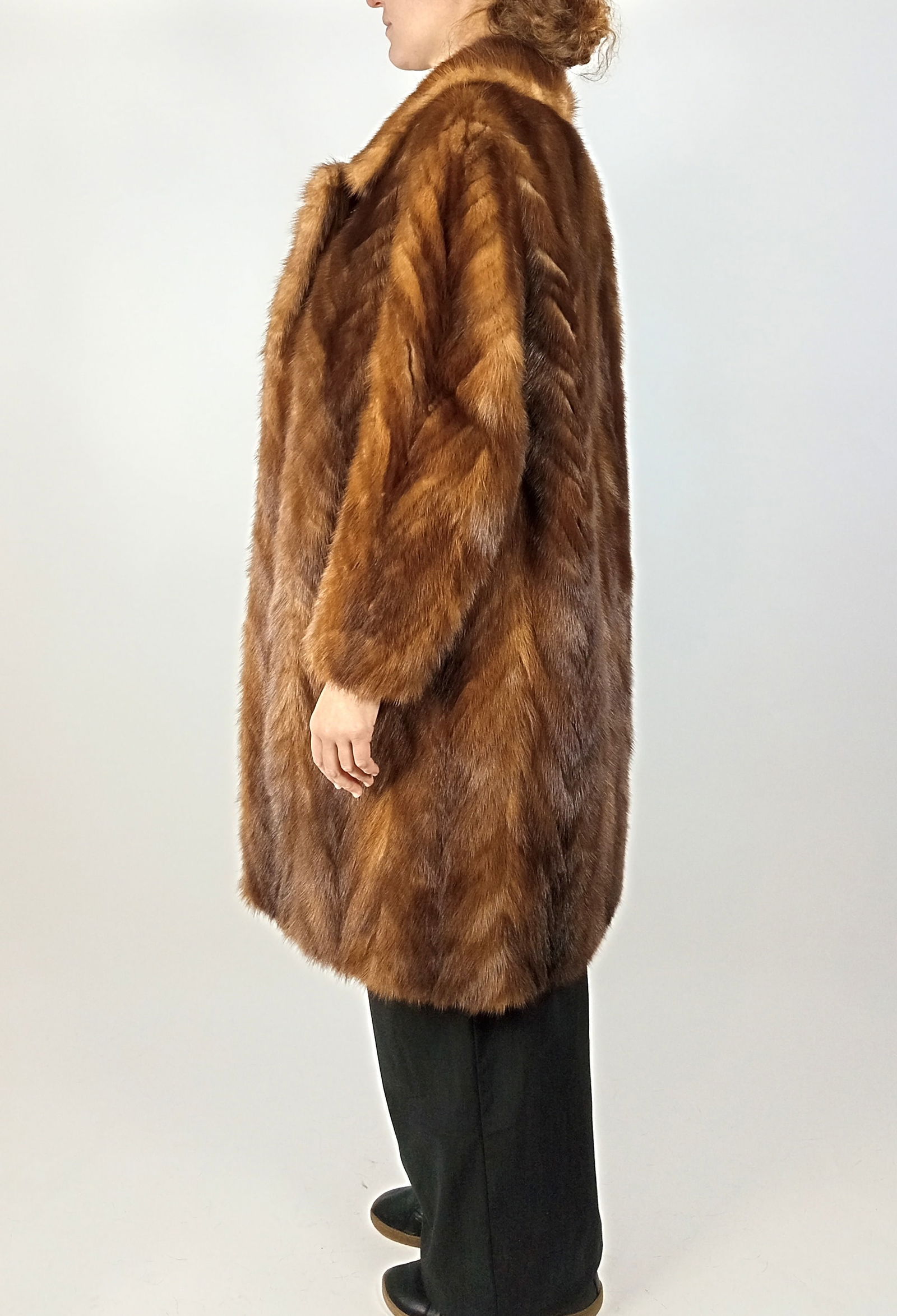 BROWN MINK FUR COAT EU: XL - US:20 - 4