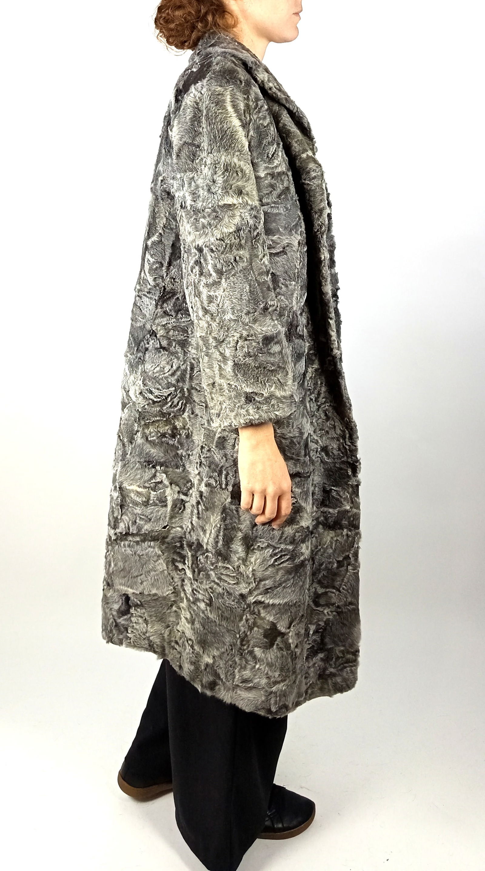 PLATINUM LAMB FUR COAT EU: XL - US:20 - 7