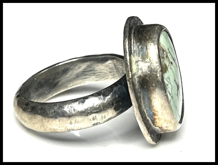 Vintage Olive Bungalow Sterling Silver Turquoise Hand Hammered Ring - 4