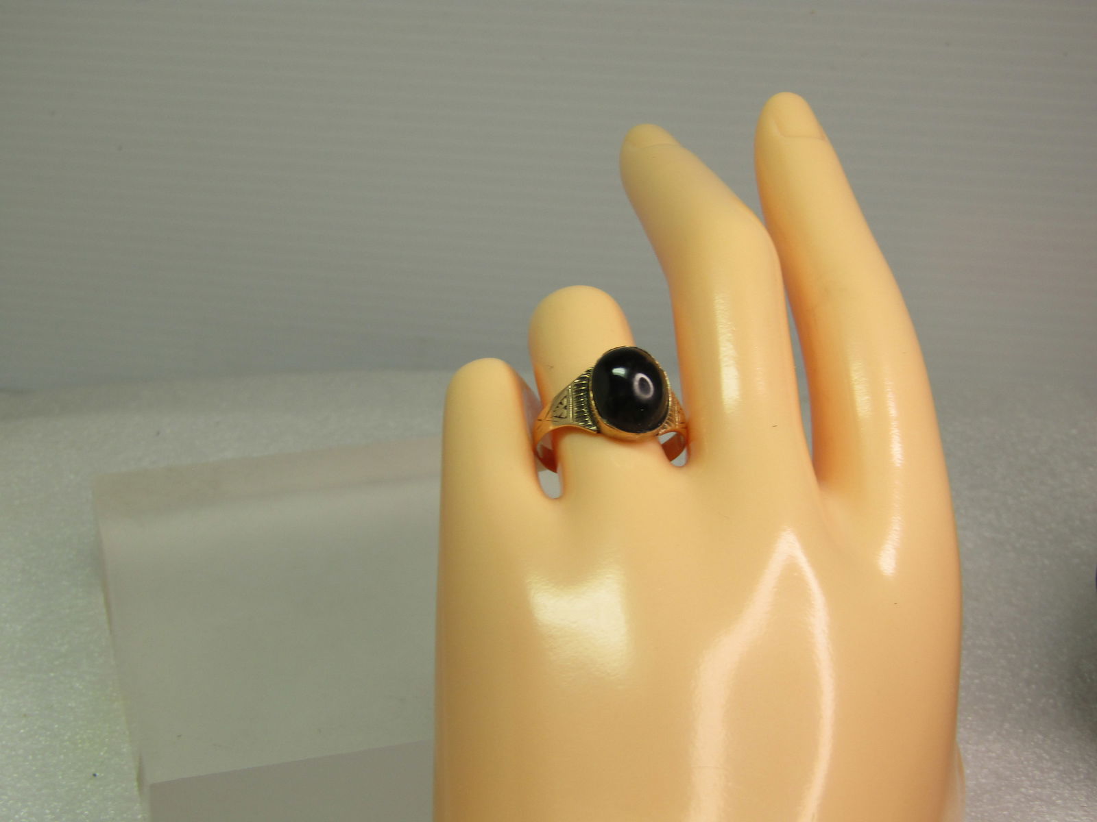 Vintage 10KT Black Quartz Ring, Sz. 9, Unisex, 1930's - 7