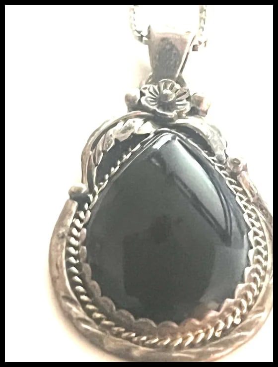 Navajo Sterling Silver and Black Onyx Necklace - 3