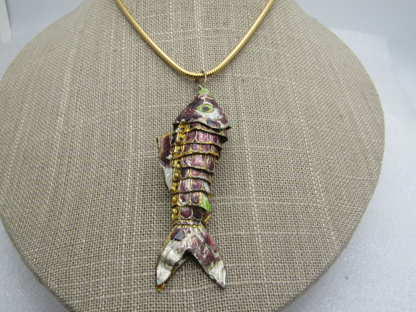 Vintage Cloisonne Articulated Fish Necklace , 18", Serpentine Chain, 2.3mm, 1950's-1960's: Vintage Cloisonne Articulated Fish Necklace , 18", Serpentine Chain, 2.3mm, 1950's-1960's. The fish is slightly over 3" long and 1" wide - it is green, aqua, purple, white and articulated with great