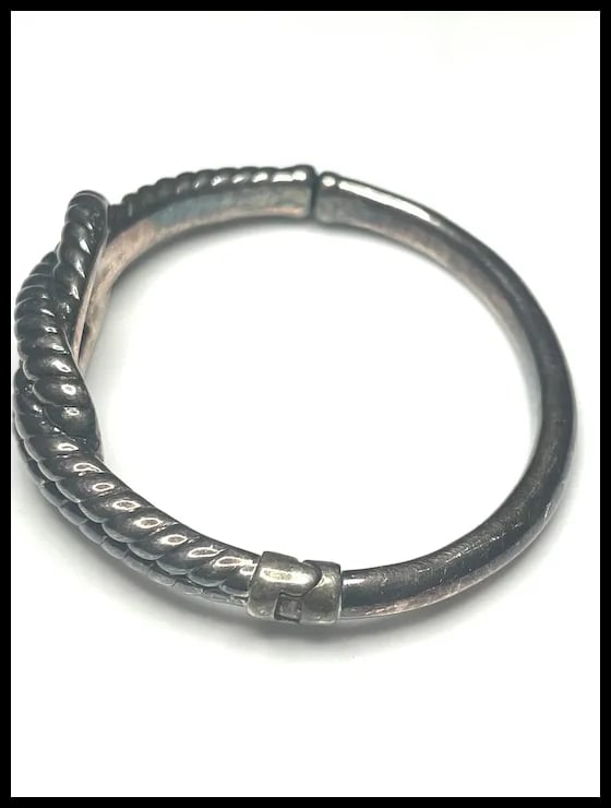 Estate Hallmarked Sterling Silver Knot Bracelet/ Cuff - 4