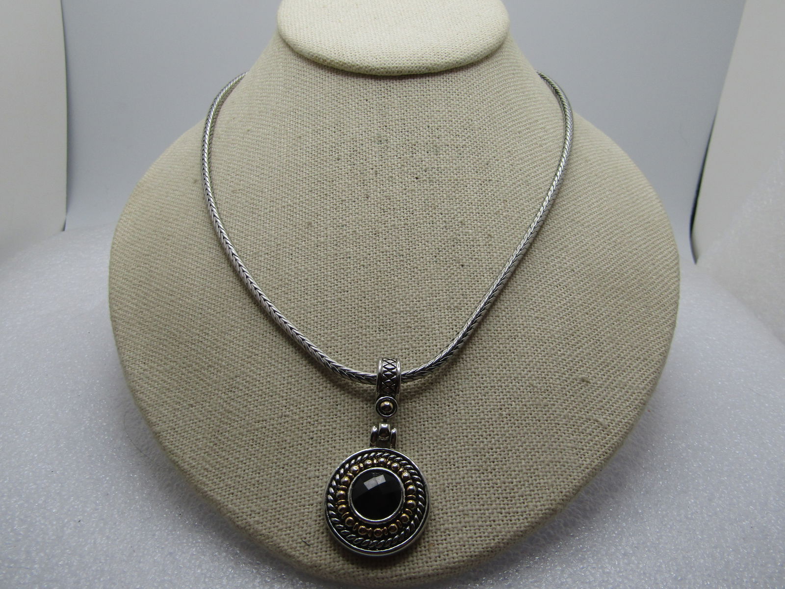 Black Faceted Drop Necklace, 18" Foxtail Link, 1980's-1990's: Black Faceted Drop Necklace, 18" Foxtail Link, 1980's-1990's. Magnetic barrel clasp. The chain is a foxtail themed link and is appx. 3mm wide with a wider, 7.5mm scrolled magnetic barrel clasp. Silver