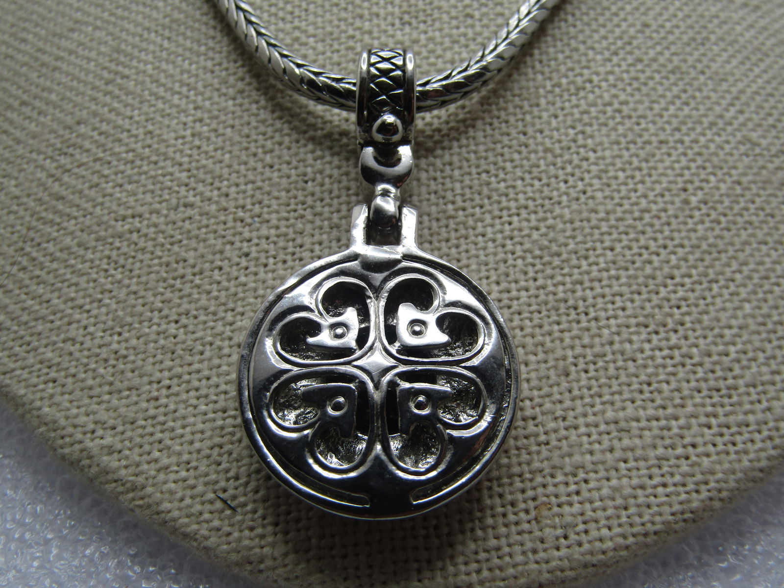 Black Faceted Drop Necklace, 18" Foxtail Link, 1980's-1990's - 5