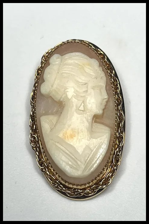 Vintage Oval Shell 12k GP Cameo Brooch/Pin - 3