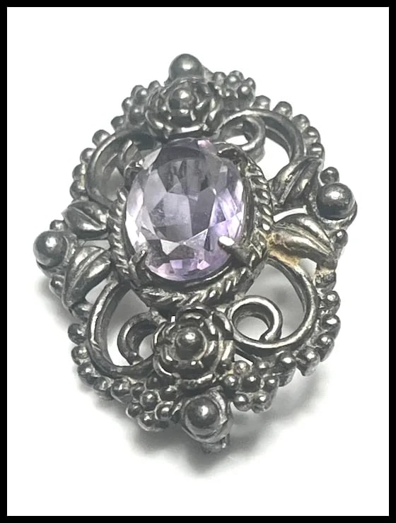 Vintage Silver Amethyst Ornate Floral Filigree Brooch - 3