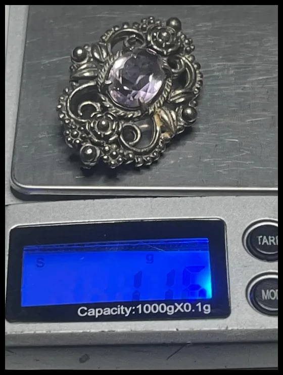 Vintage Silver Amethyst Ornate Floral Filigree Brooch - 7
