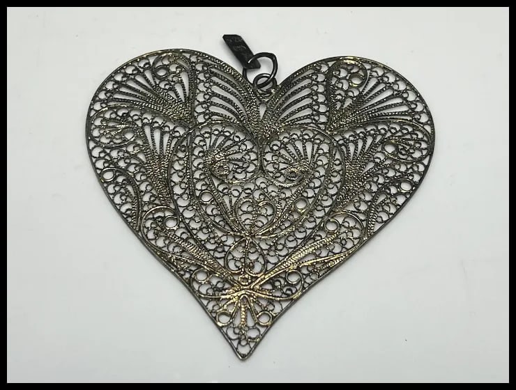 Vintage Large Sterling Silver Filigree Heart Pendant - 2