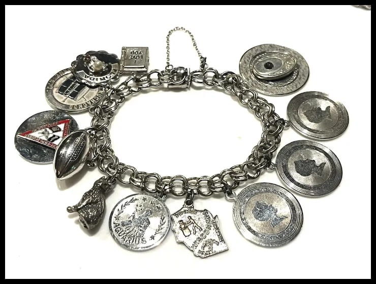 Vintage Muchachos Charm Bracelet - 2