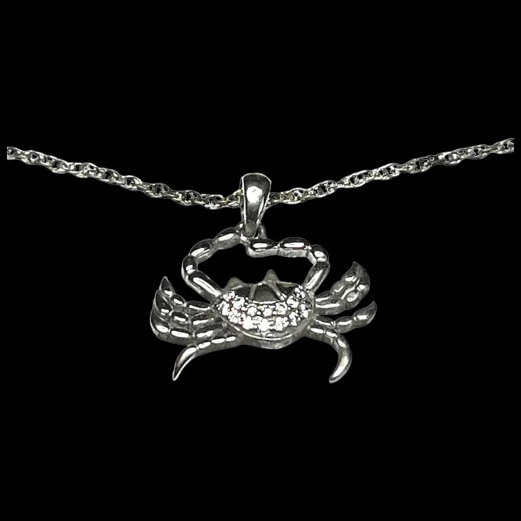 Estate Sterling Silver Crab Necklace (1 of 5)