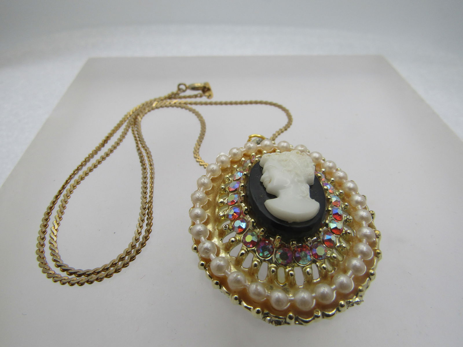 Vintage Cameo Rhinestone Pearl Necklace, Costume, 15", 1960's - 5