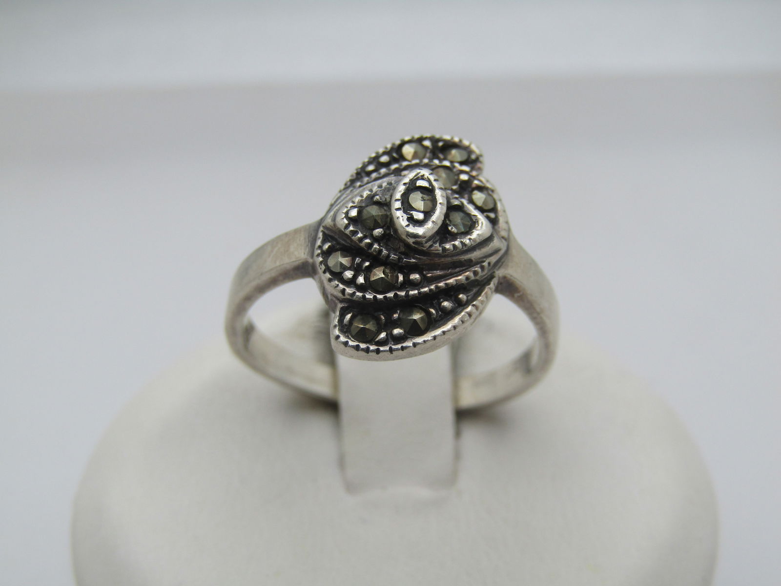 Vintage Sterling Marcasite Ring Rose, Sz. 7, 3.05 gr. (1 of 6)