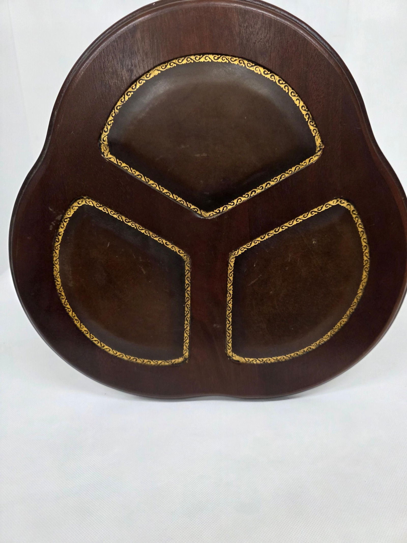 Vintage 3-Leg Table with Inlaid Top Colonial Revival Accent Table 1985 Mahogany Plant Stand or Side - 7