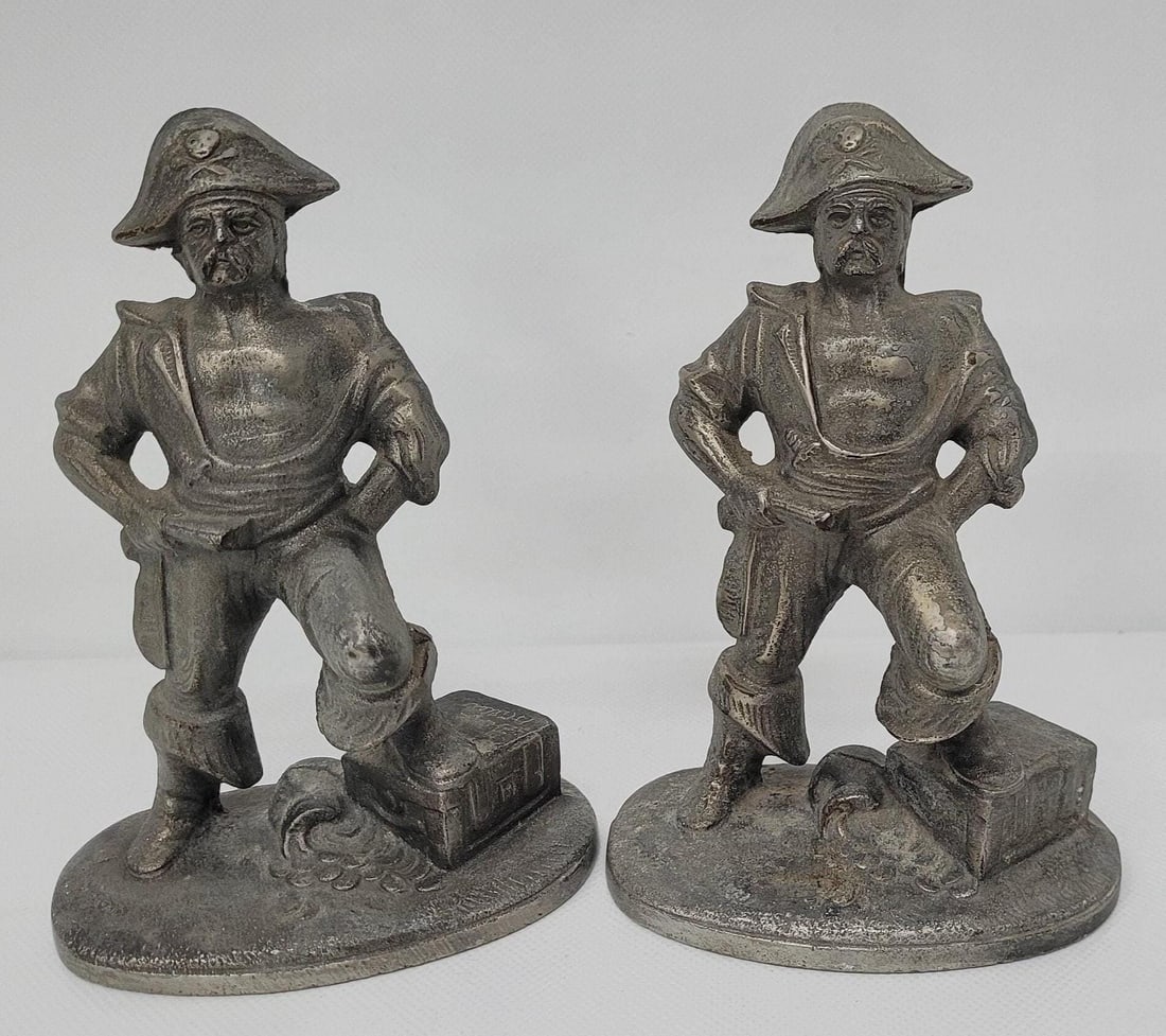 Vintage Pirate Statues Bookends Cast Iron book holders Brushed Silver Pewter 5.5"H (1 of 7)