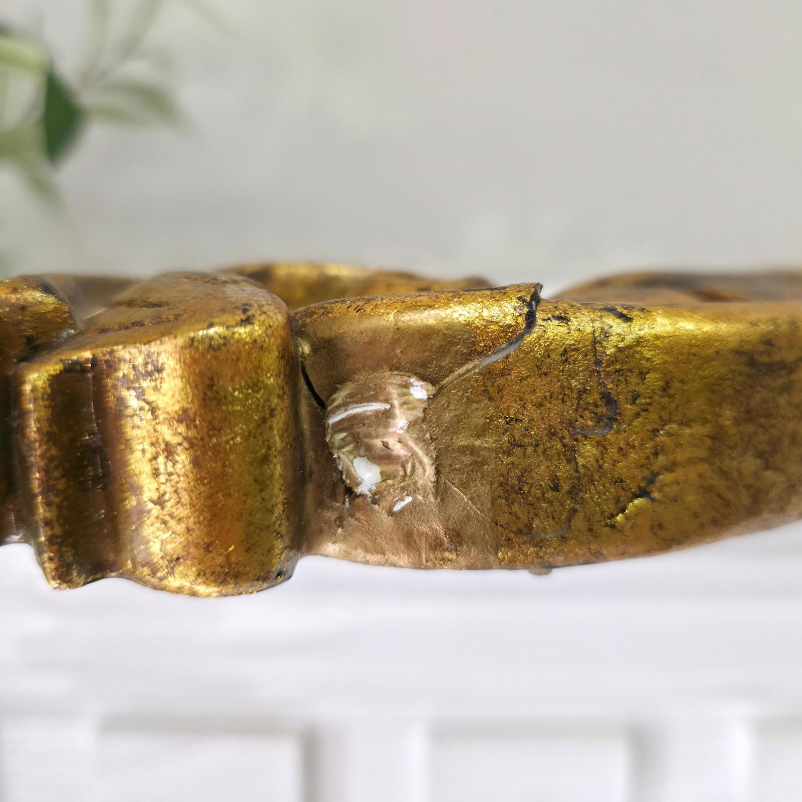 Vintage Gilt Overdoor Pediment Baroque Acanthus Rosette Crest 33.5" Mirror Topper Mantel Crown - 2