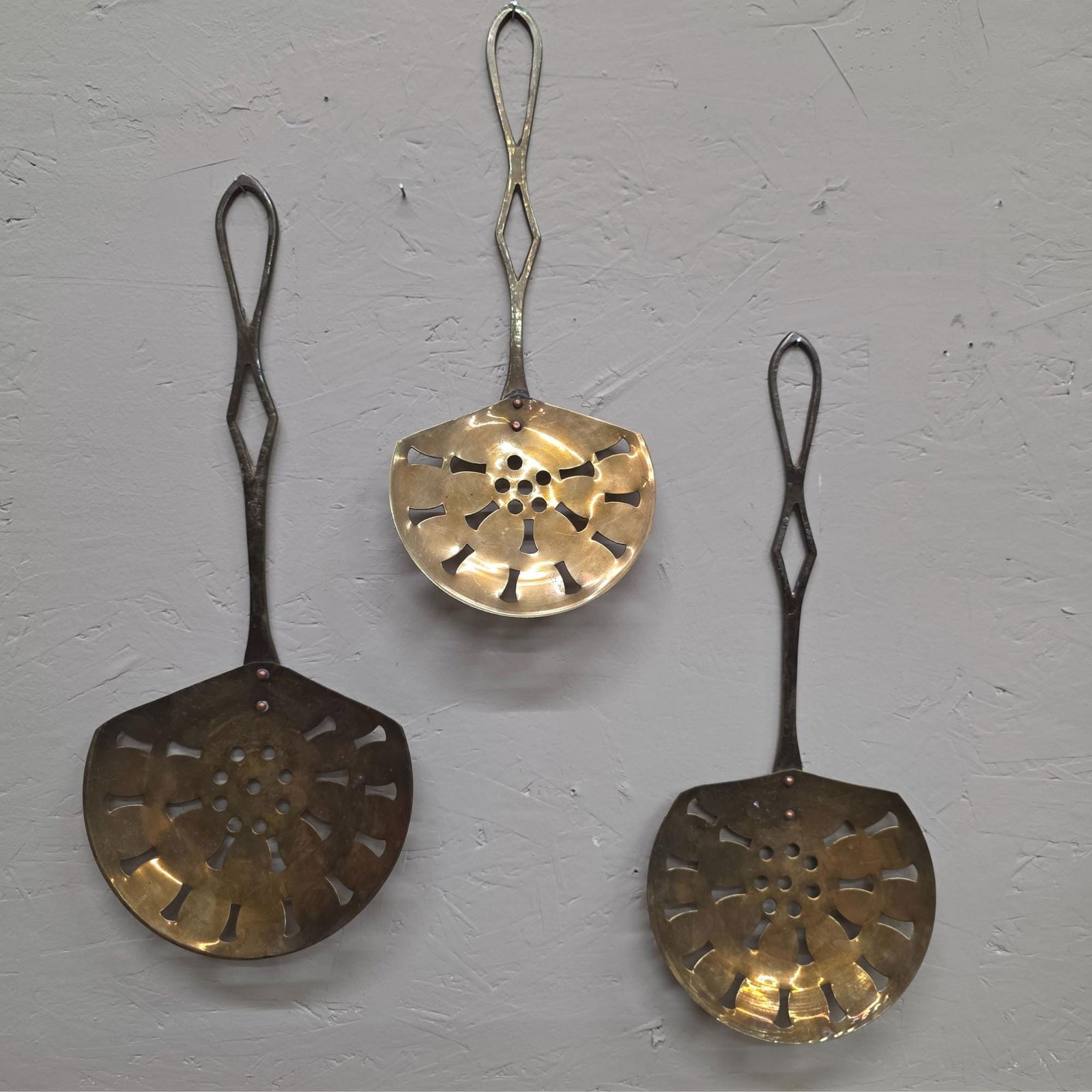 Vintage brass pierced skimmers set of three, long handled French country kitchen wall decor - 6