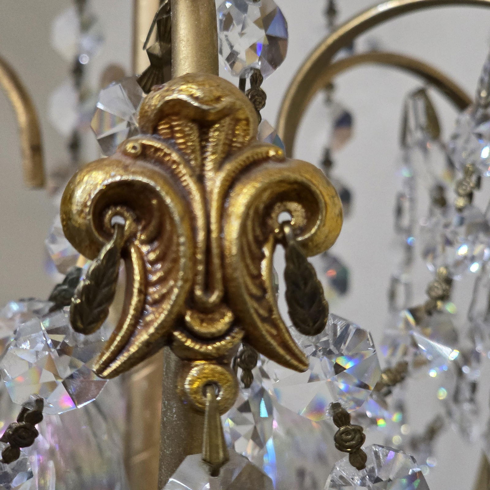 Vintage Brass Crystal Chandelier Petite Hollywood Regency Light Old World Prisms Pendant French - 10