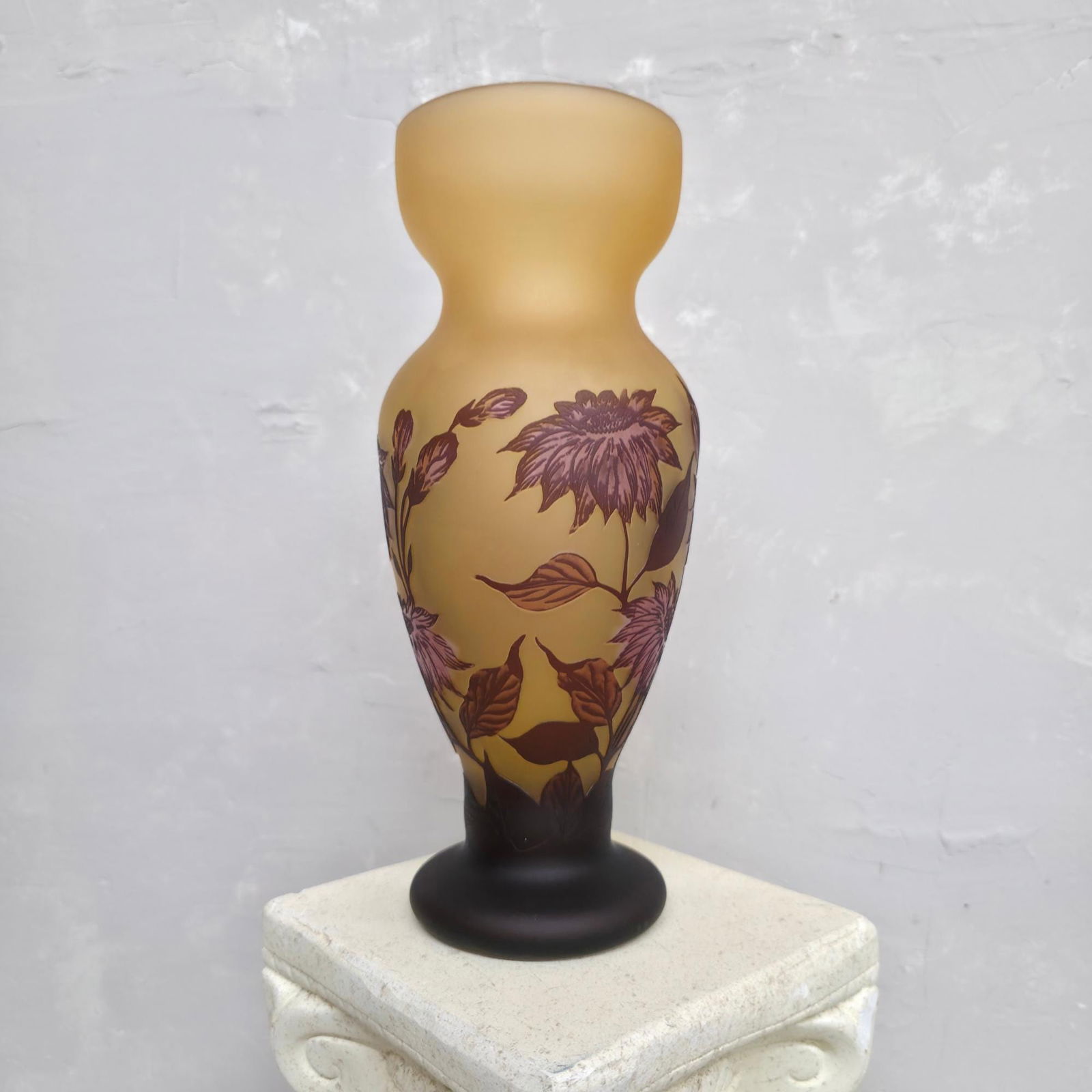 Vintage Art Nouveau French Cameo Glass Vase Galle Style Purple Plum Grandmacore Hollywood Glam - 10