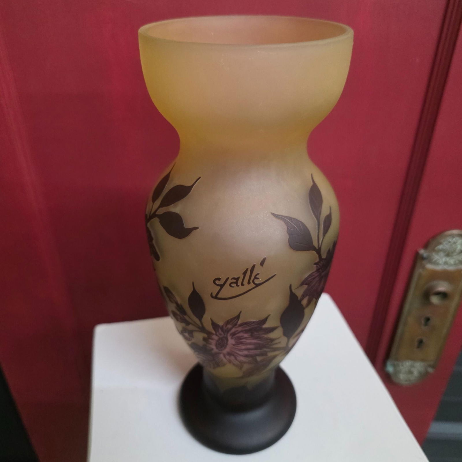 Vintage Art Nouveau French Cameo Glass Vase Galle Style Purple Plum Grandmacore Hollywood Glam - 4