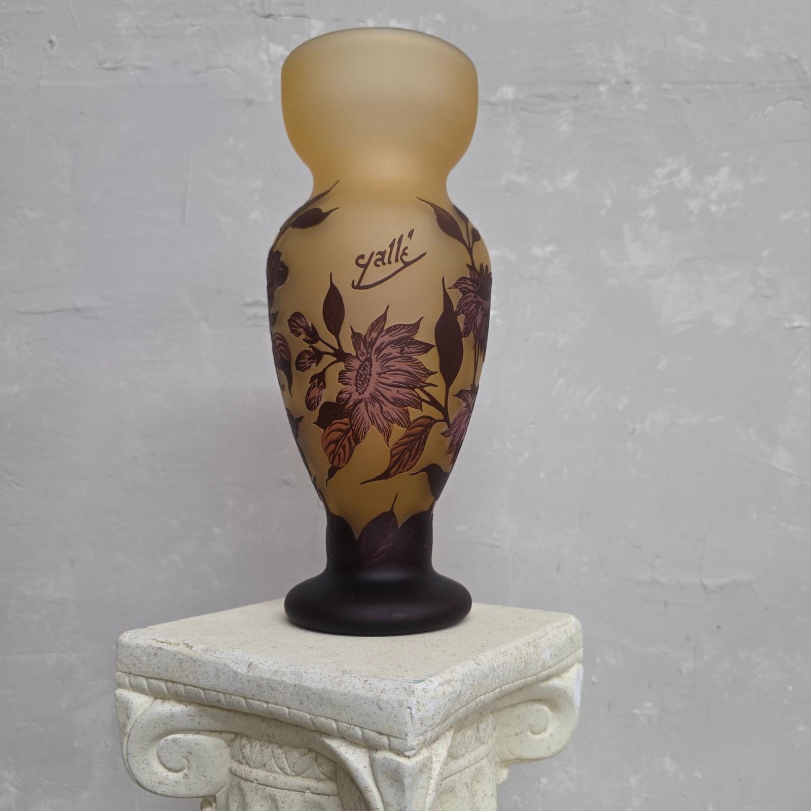 Vintage Art Nouveau French Cameo Glass Vase Galle Style Purple Plum Grandmacore Hollywood Glam - 6