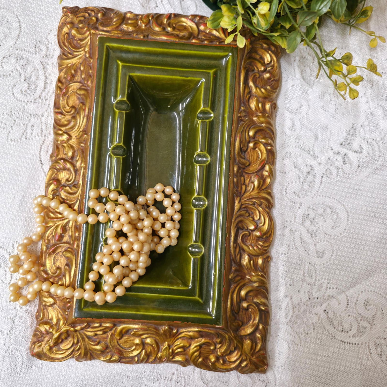 Vintage Ceramic Ashtray Green Gold Gilt Mid Century Barware Hollywood Regency Tray Rococo Revival - 9