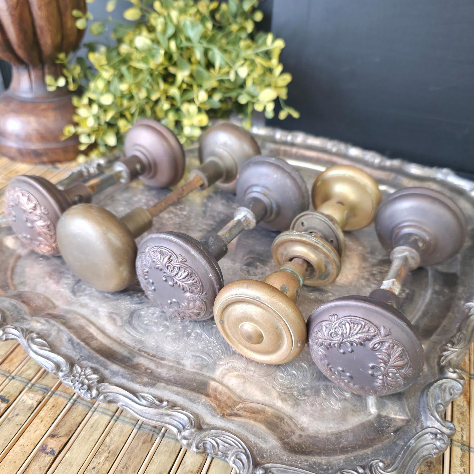 Vintage Brass Copper Door Knob Ornate Victorian Hardware Decorative Embossed Doorknobs Antique - 2