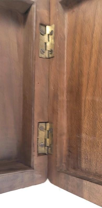 Vintage Wood Box Folk Art Mid Century Boho Safari & Old World Decor Style Hand Craved Animal Case - 3