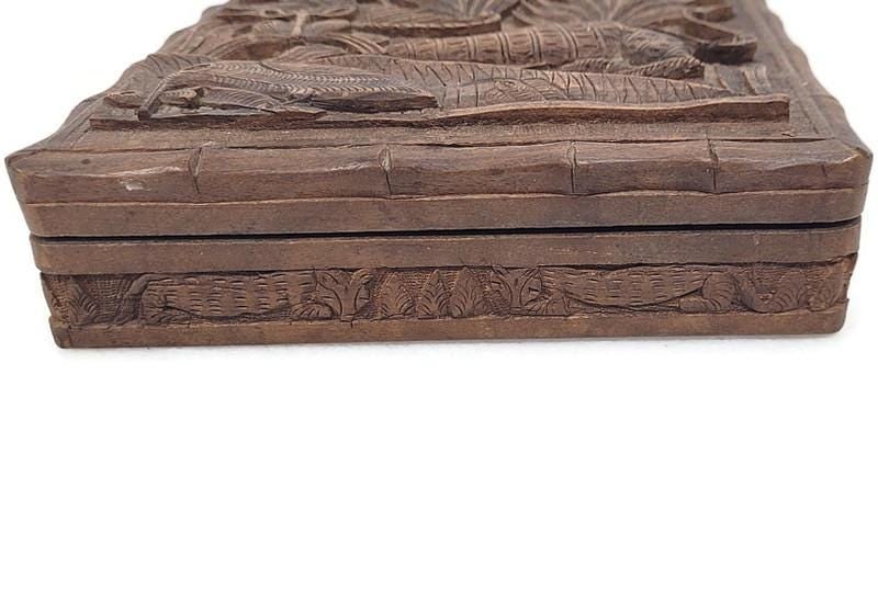 Vintage Wood Box Folk Art Mid Century Boho Safari & Old World Decor Style Hand Craved Animal Case - 5