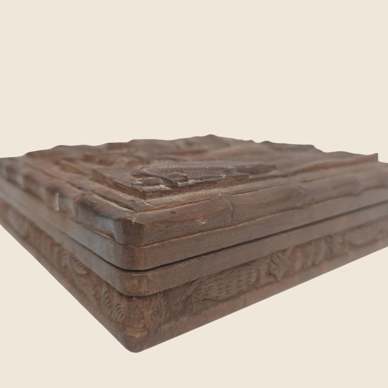 Vintage Wood Box Folk Art Mid Century Boho Safari & Old World Decor Style Hand Craved Animal Case - 9