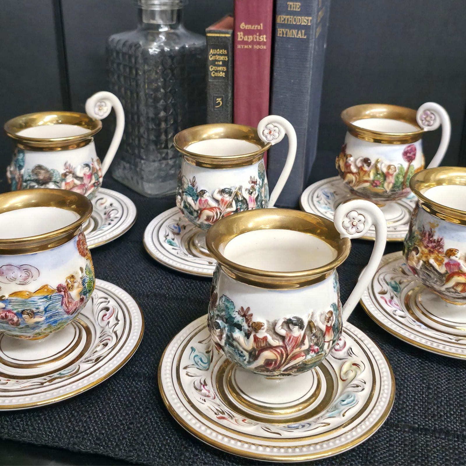 Vintage Capodimonte Tea Set Italian Porcelain Rococo Gilded Cups Saucers Gold Rim Mid-20th Century - 3